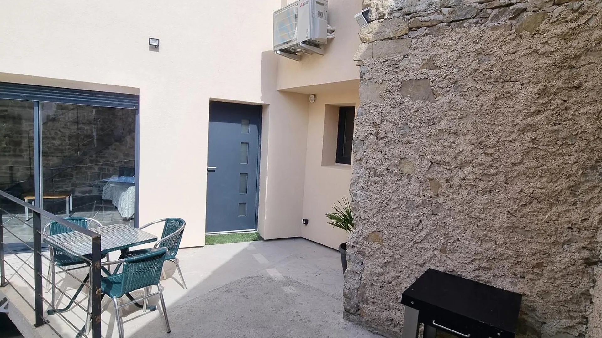 La Remise Appartement Comprégnac 0*,